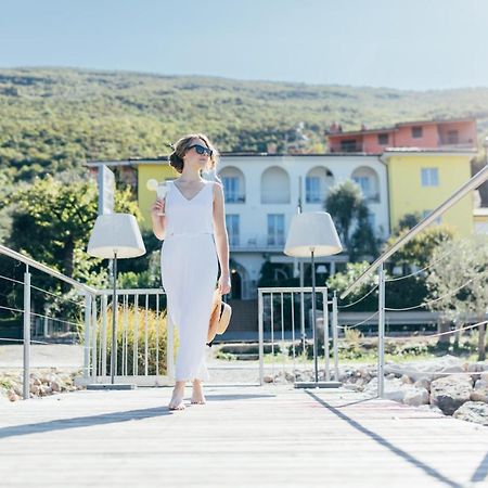 Hotel Orione - Lake Front Hotel Brenzone sul Garda Exteriér fotografie